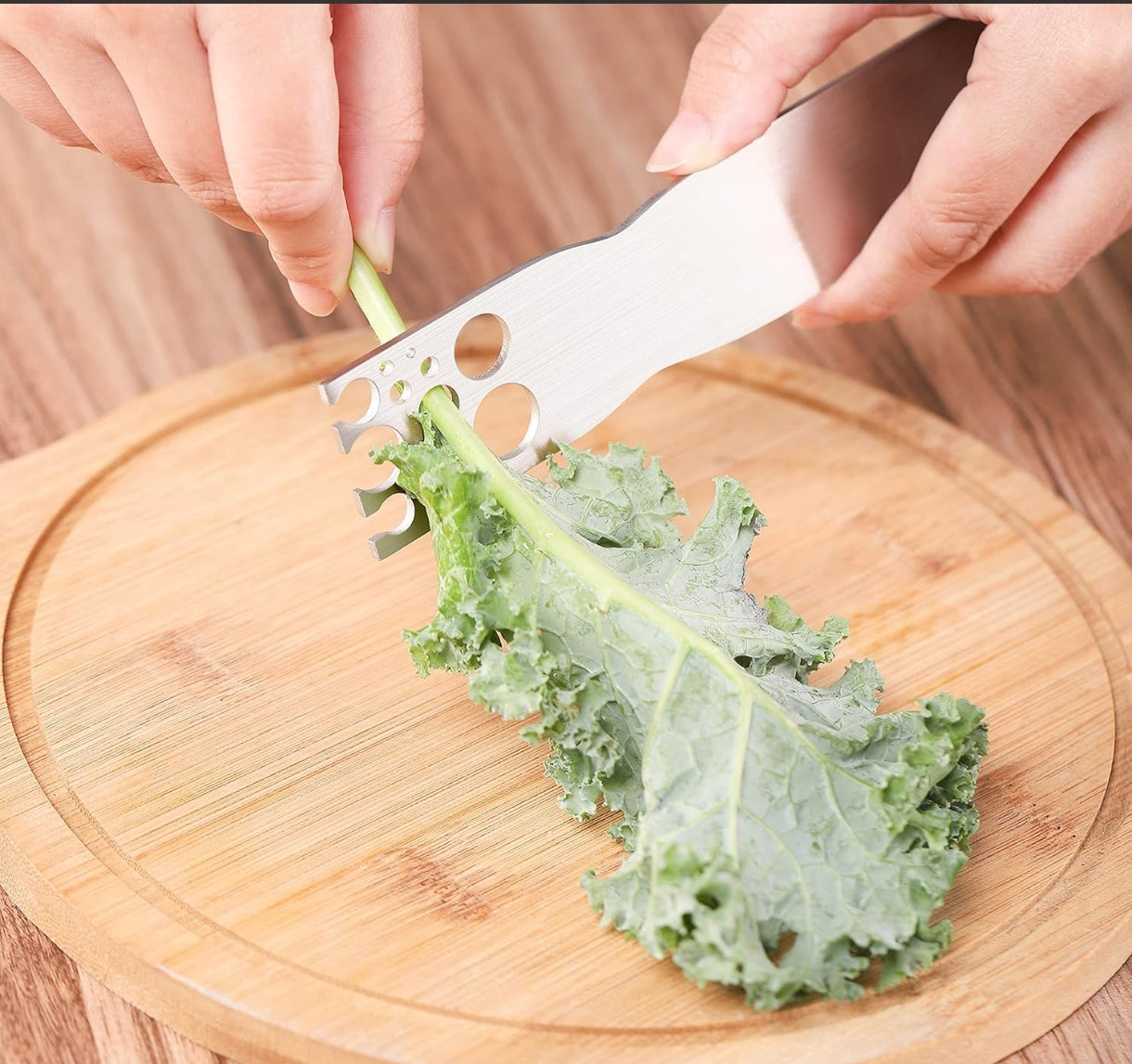 Éplucheur à herbes - Outil pour retirer les feuilles de chou frisé, de blettes et de chou vert